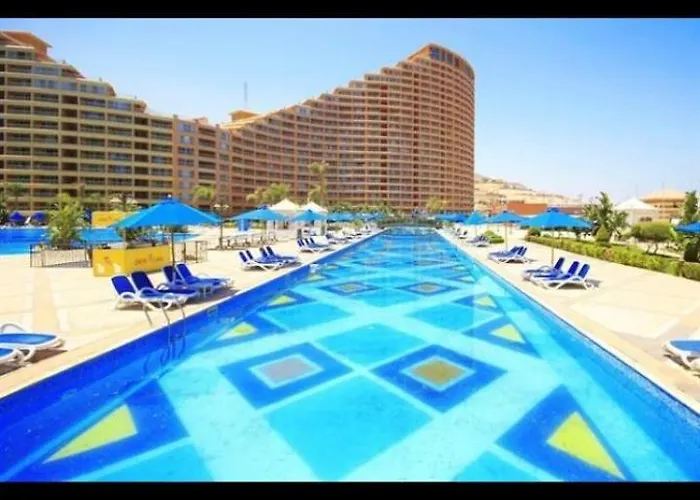بورتو السخنة الأهرامات للعائلات فقط Porto Sokhna Pyramids For Families Ain Sukhna