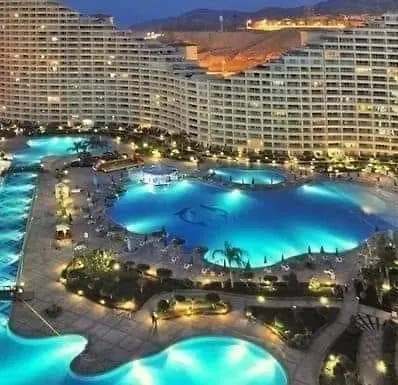 Apartment بورتو السخنة الأهرامات للعائلات فقط Porto Sokhna Pyramids For Families *
